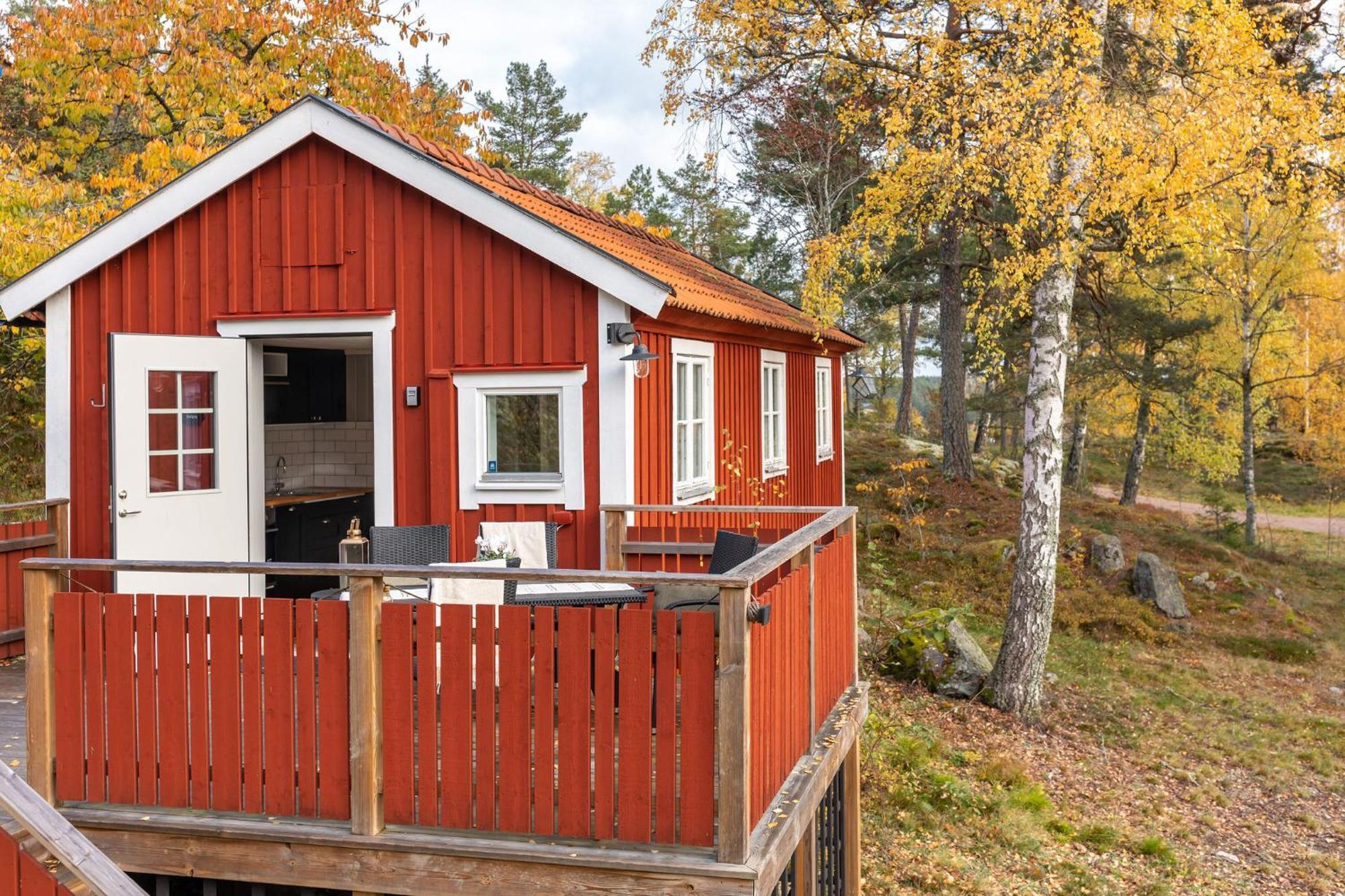 Bergs Gard & Hallsvikens Gard Vasterljung Экстерьер фото